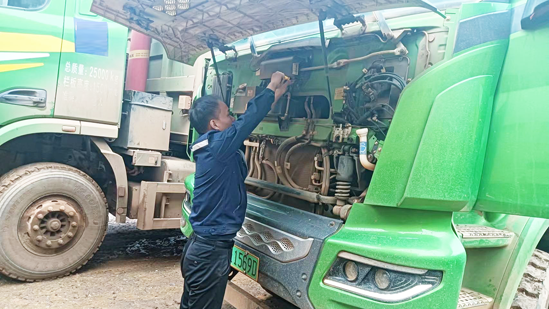 满分服务 | 撸起袖子加油干，开启这个春天的“热辣滚烫