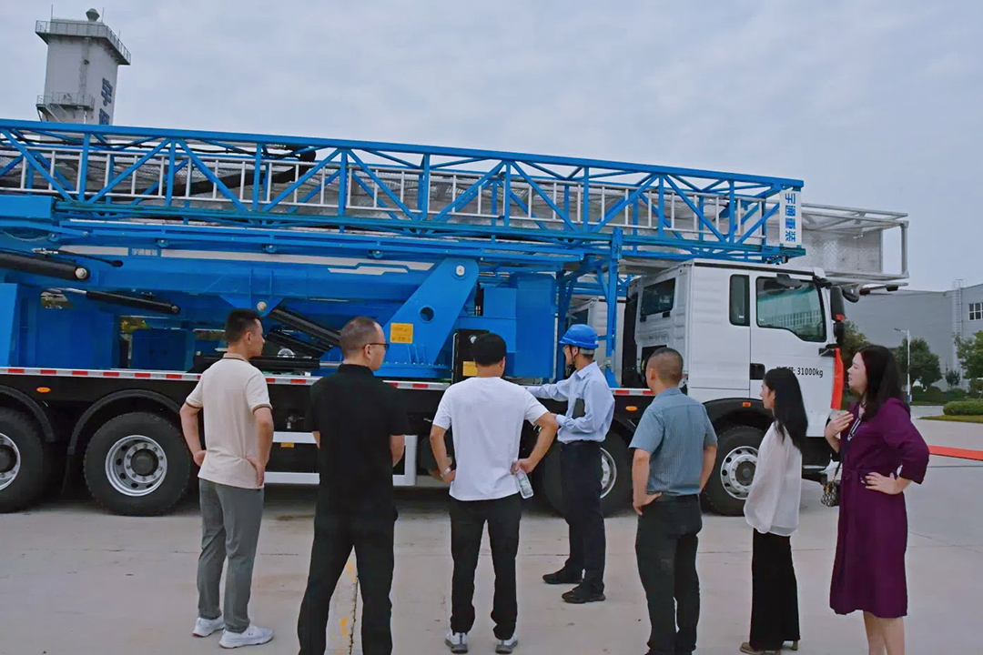 厦门吉鼎力喜提第8-10台宇通桥梁检测车！