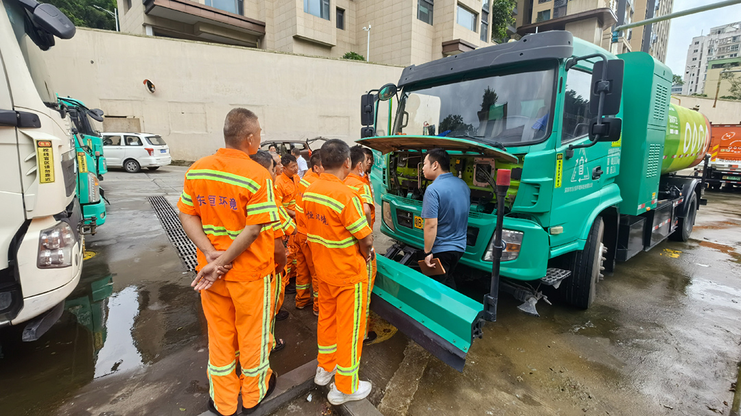 好产品+好服务=好口碑！宇通环卫树立行业服务新标杆！