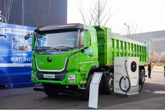 实力见证 | 多款新品首发，宇通重卡春季新品发布会隆重举行