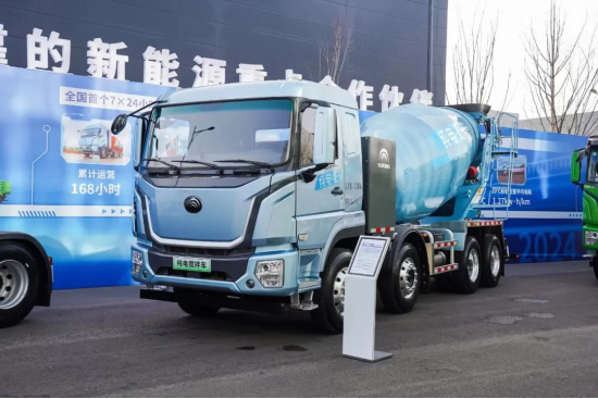 实力见证 | 多款新品首发，宇通重卡春季新品发布会隆重举行