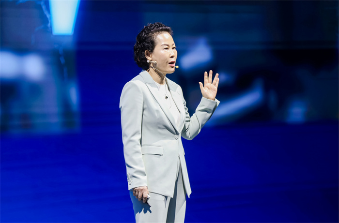 全系产品升级 全新宇通新能源轻卡再领行业风潮 全系产品升级 全新宇通新能源轻卡再领行业风潮