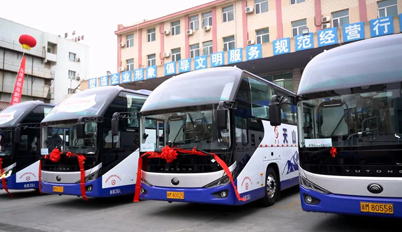 乌尉高速全线通车，宇通担当首发车辆见证历史时刻！