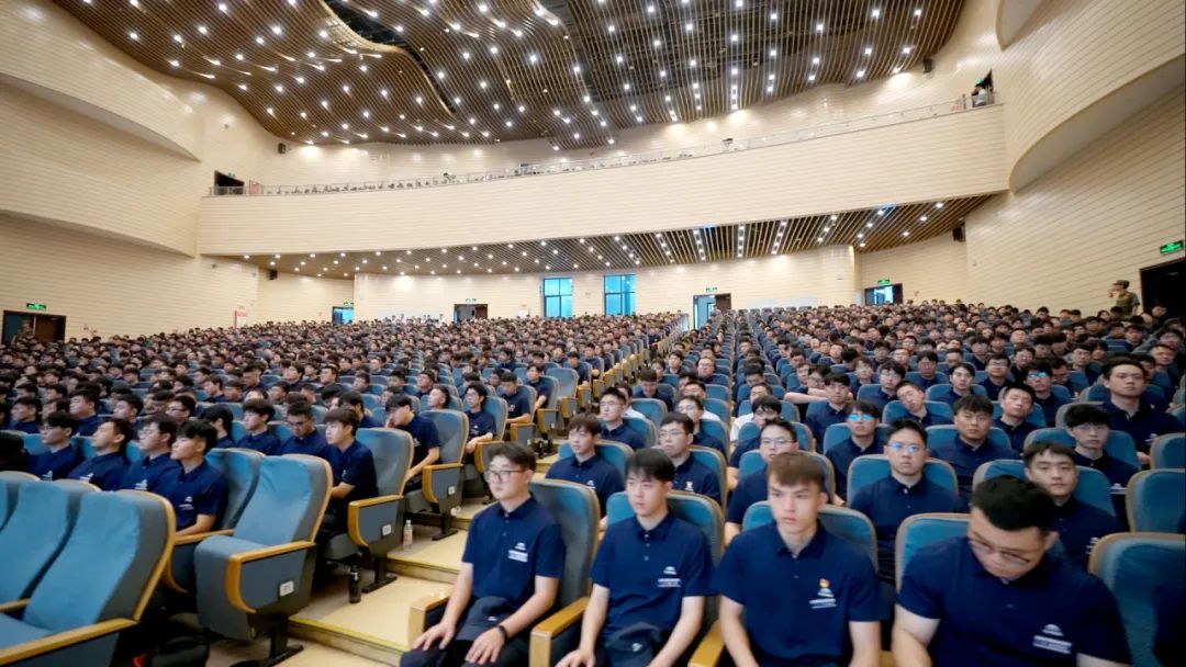 宇通新生有自己的【开学典礼】