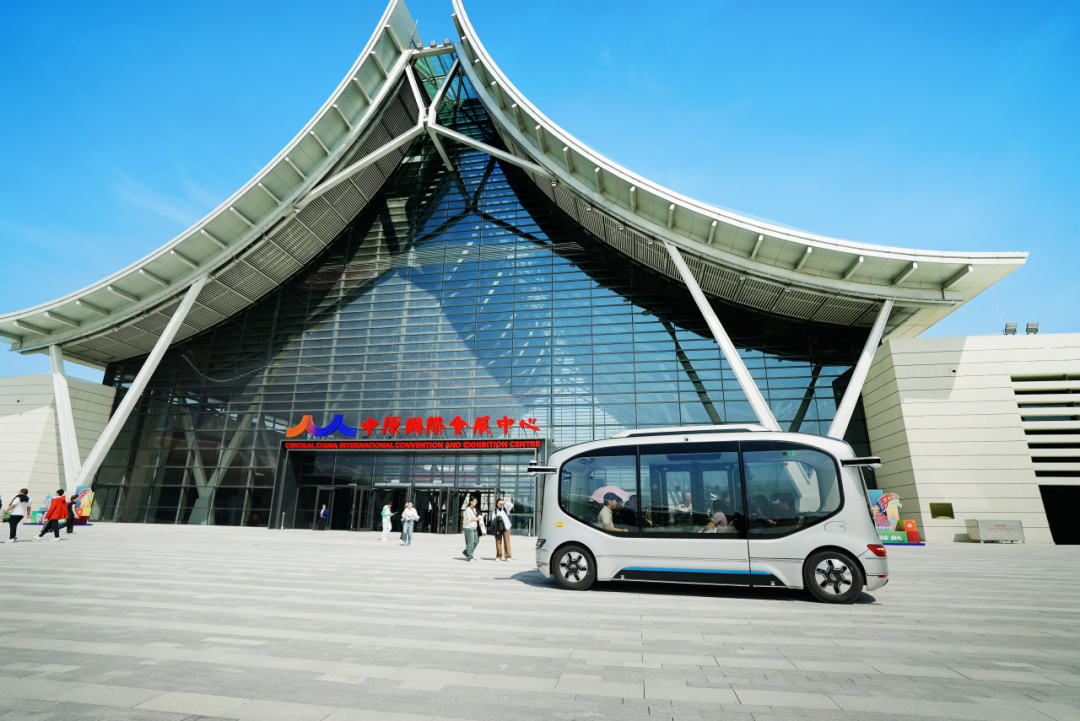 以智造致匠心！“小宇”领衔，宇通服务第三届全国技能大赛