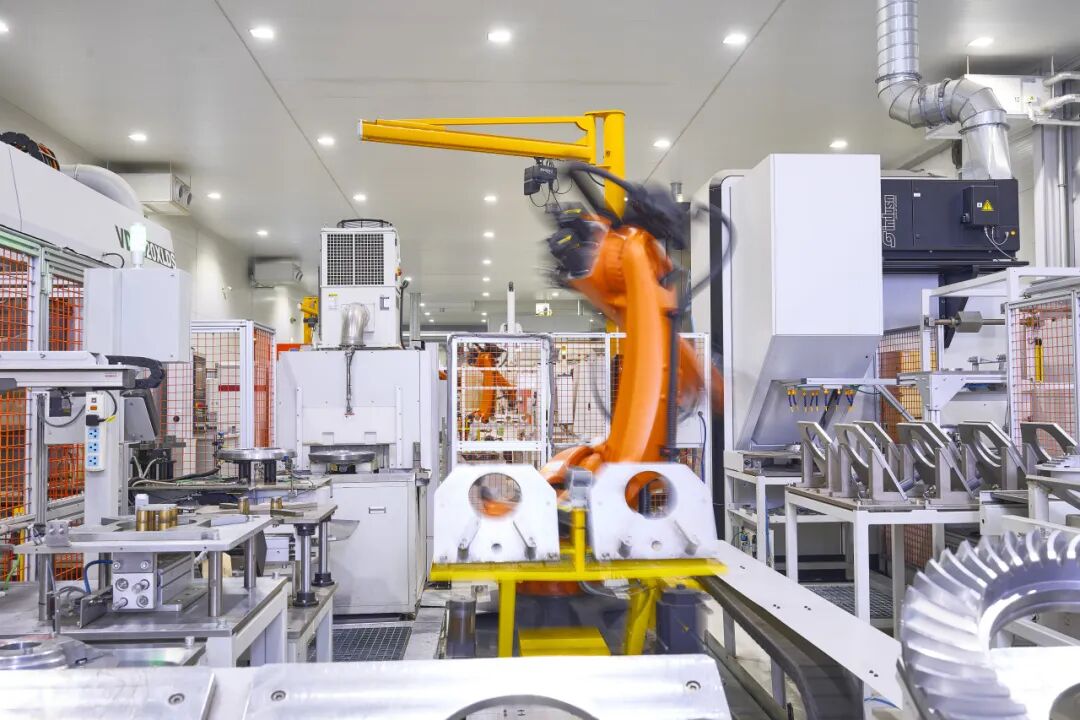 以智造致匠心！“小宇”领衔，宇通服务第三届全国技能大赛