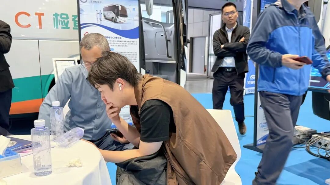 宇通医疗车亮相上海国际医博会，实力诠释移动医疗新价值