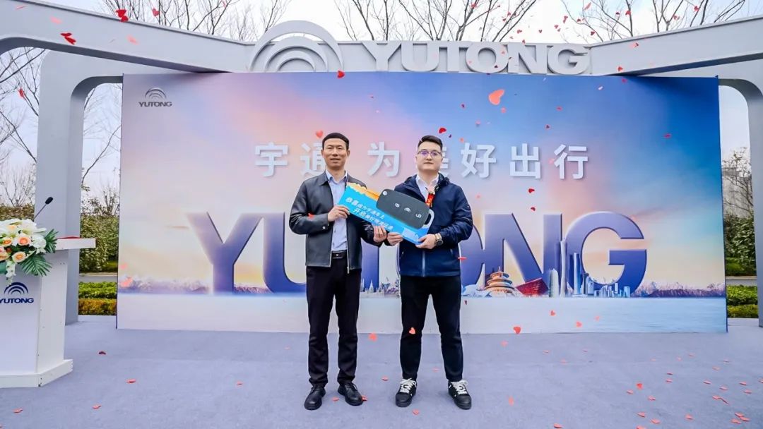 合作共赢｜宇通轻卡批量交付，成都与郑州的双向奔赴！