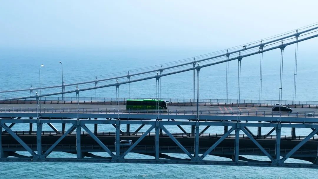 “国风”邂逅“海风”，宇通助力大连成信革新高端出行赛道