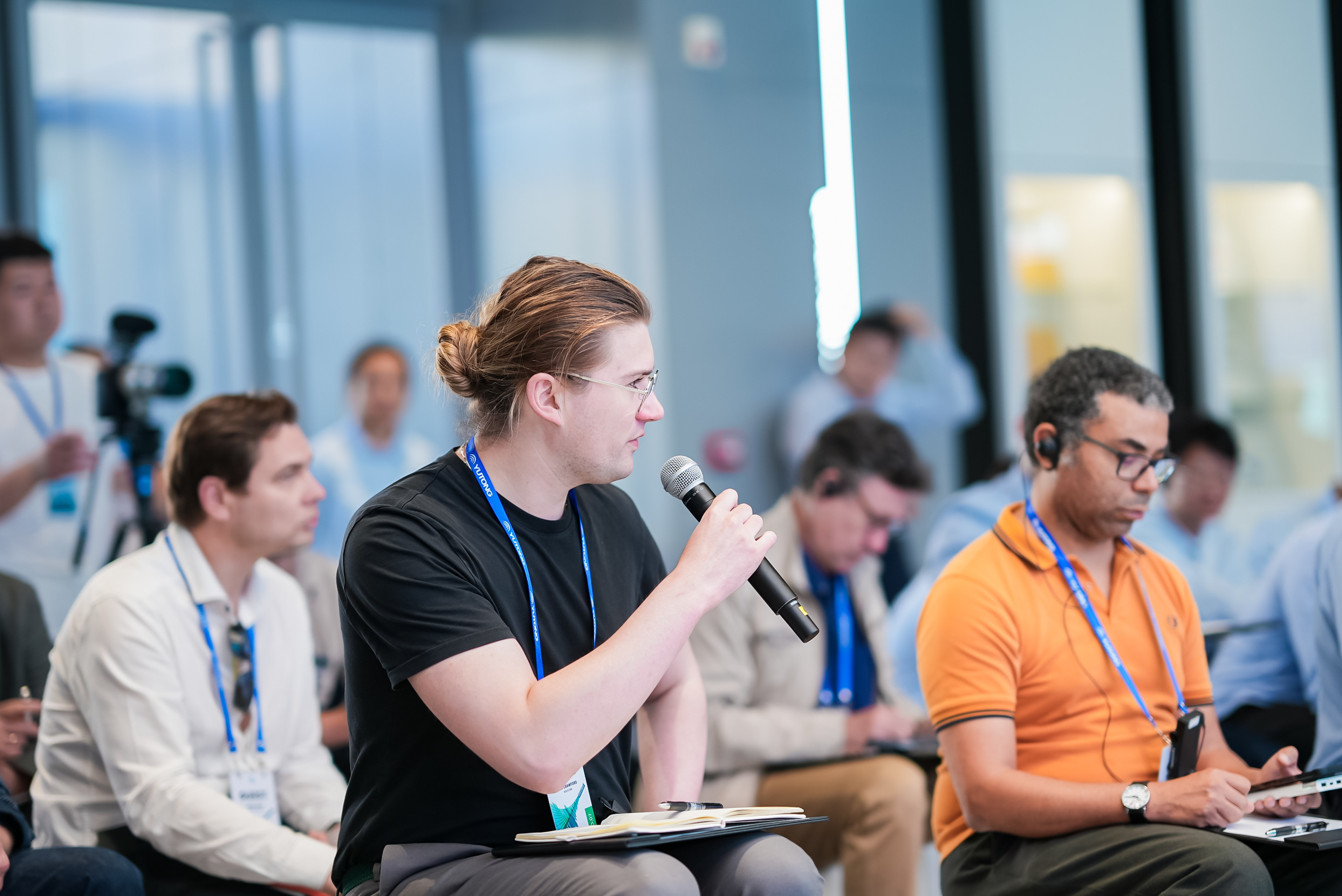 12国权威媒体探访宇通新能源 共话公共交通绿色发展最优解 12国权威媒体探访宇通新能源 共话公共交通绿色发展最优解