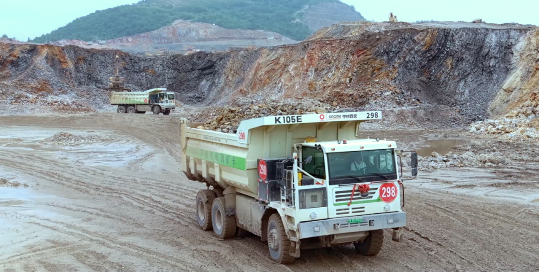 宇通矿卡——驭电革新，智启矿途丨宇通矿卡赋能江西铭信-华新矿区高效绿色运营！