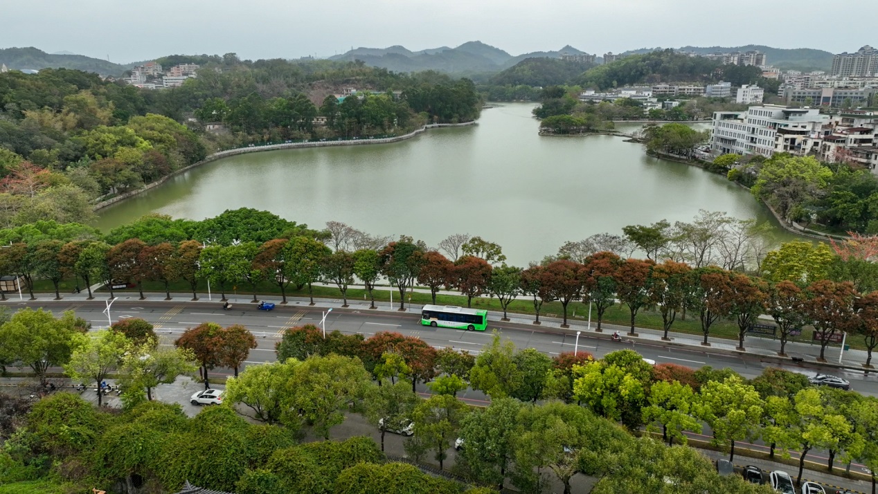 9年突破90万公里 宇通正在不断为中国品牌证言 9年突破90万公里 宇通正在不断为中国品牌证言