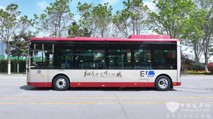 携手畅通“城市血脉” 宇通新能源公交批量交付沧州 携手畅通“城市血脉” 宇通新能源公交批量交付沧州